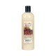  Sea Moss Shampoo  helps transform your hair, making it shinier, stronger, and more hydrated 